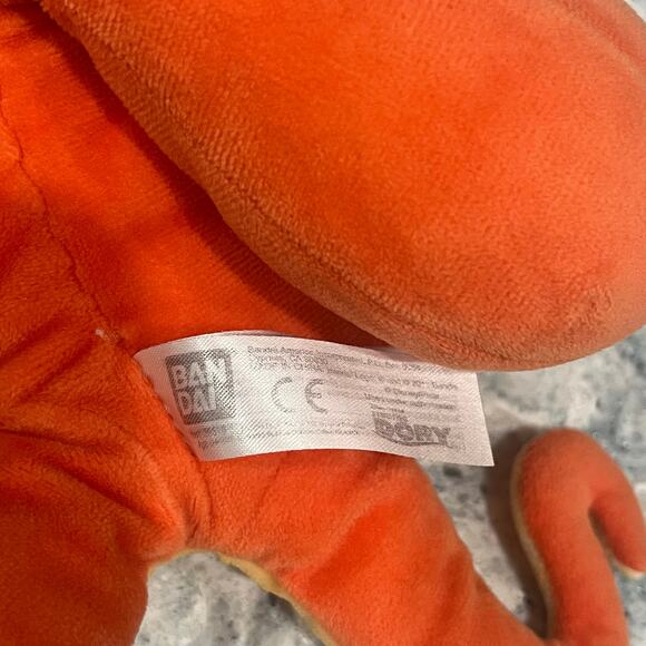 Bandai Disney Finding Dory Hank The Octopus 9" Plush - Picture 2 of 5